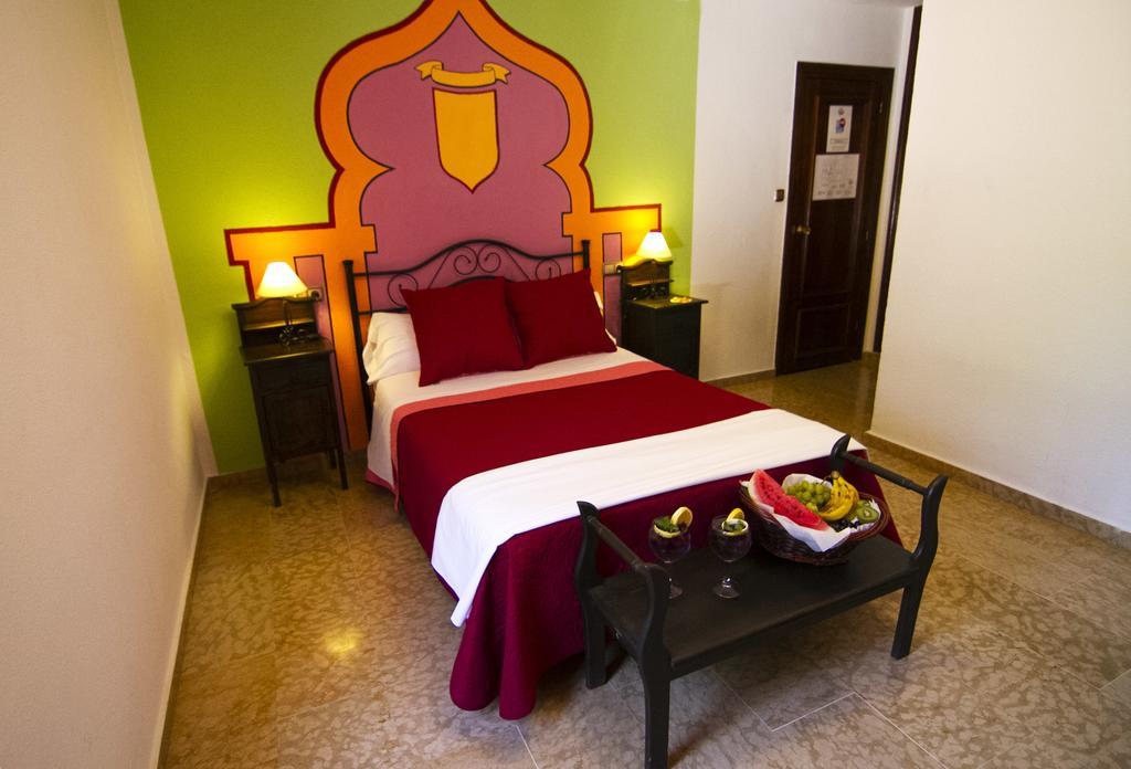 Hotel Puerta Nazari ออร์กิวา ภายนอก รูปภาพ