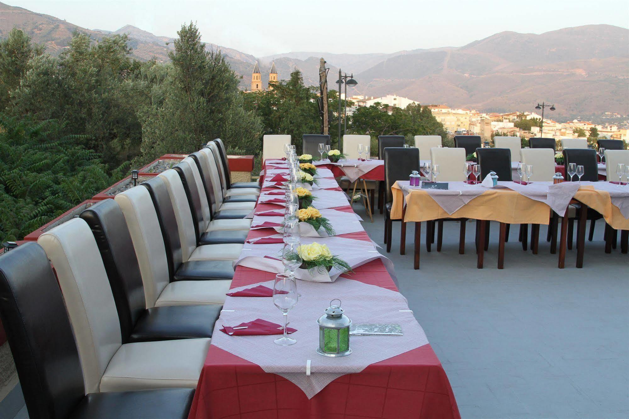 Hotel Puerta Nazari ออร์กิวา ภายนอก รูปภาพ