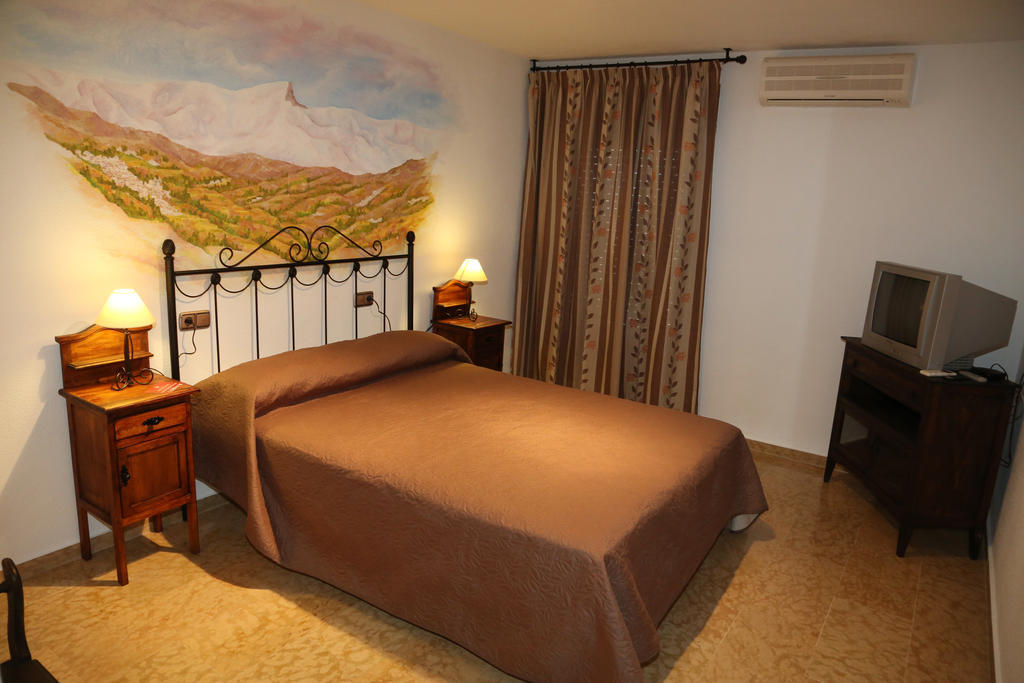 Hotel Puerta Nazari ออร์กิวา ภายนอก รูปภาพ